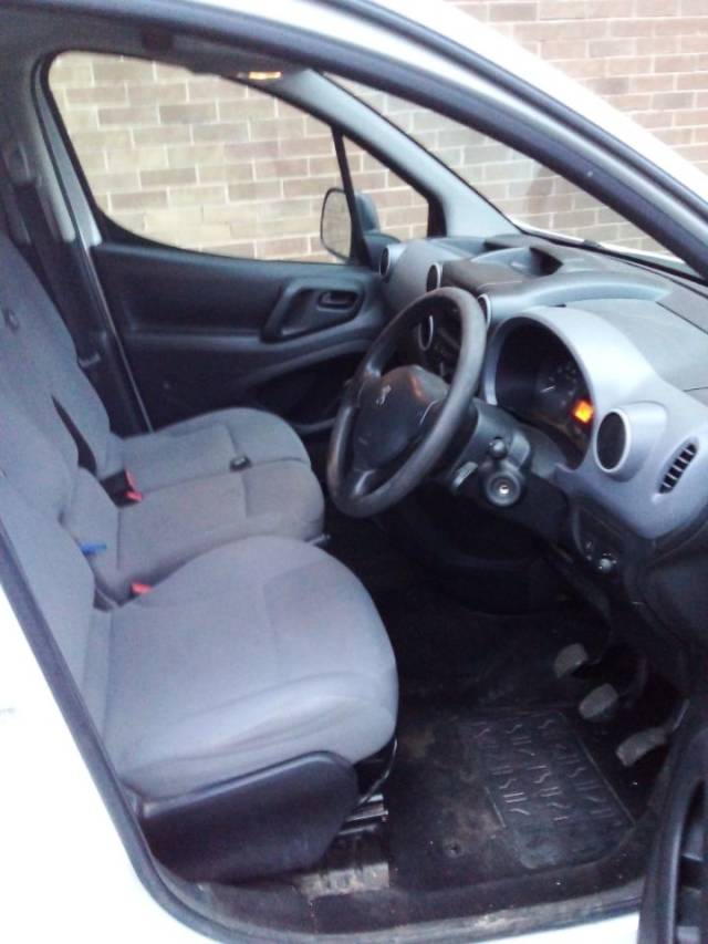 2014 Peugeot Partner 850 1.6 HDi 92 Professional Van