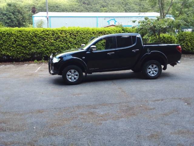 2011 Mitsubishi L200 2.5 Double Cab DI-D Trojan 4WD 134Bhp [2010]