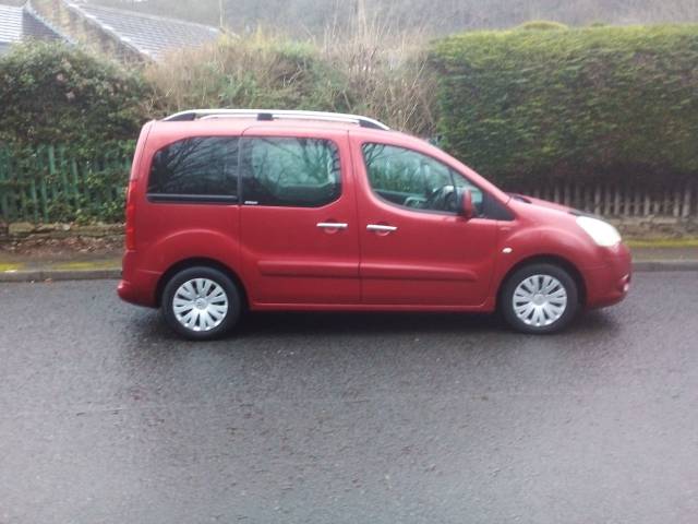 Citroen Berlingo Multispace 1.6 HDI VTR MPV Diesel Red