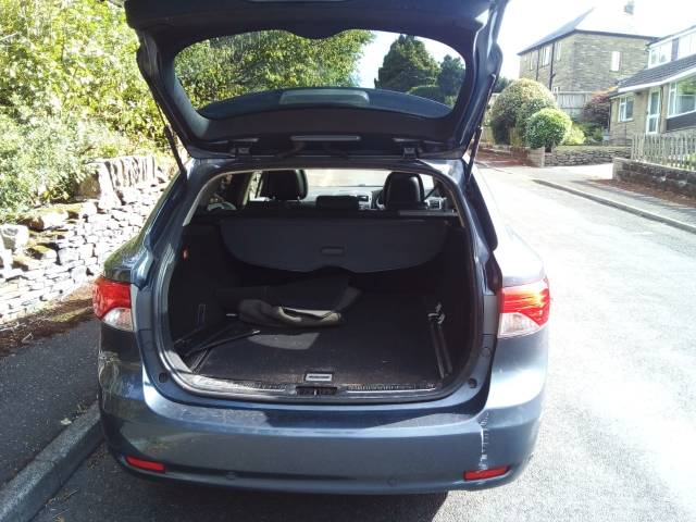 2012 Toyota Avensis 2.0 D-4D T SPIRIT