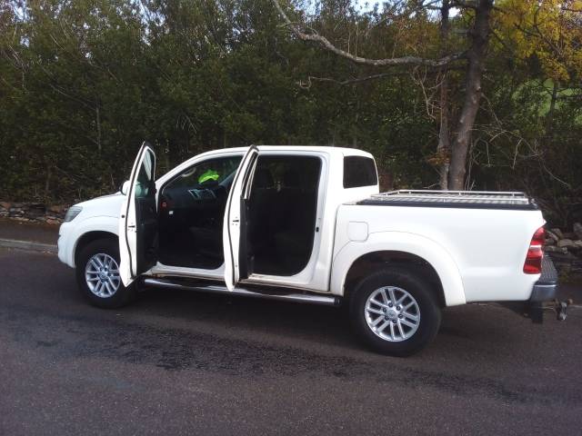 2015 Toyota Hilux Invincible D/Cab Pick Up 3.0 D-4D 4WD 171