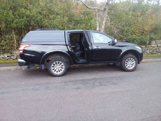 2015 Mitsubishi L200 2.4 Double Cab DI-D 178 Warrior 4WD..warrior