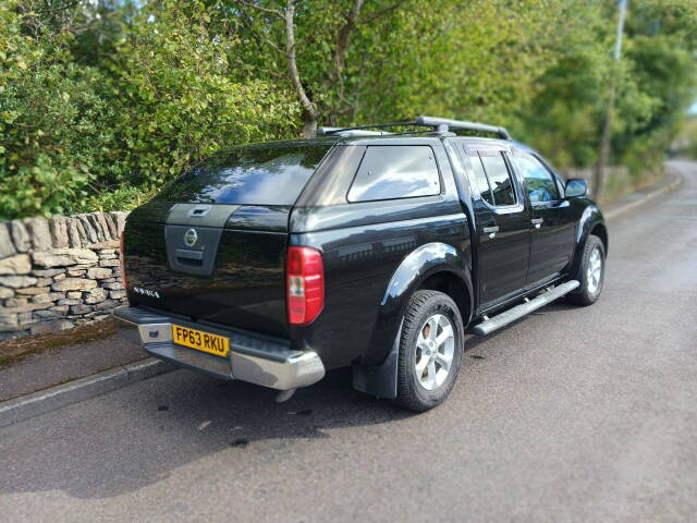 2014 Nissan Navara Double Cab Pick Up Tekna 2.5dCi 190 4WD